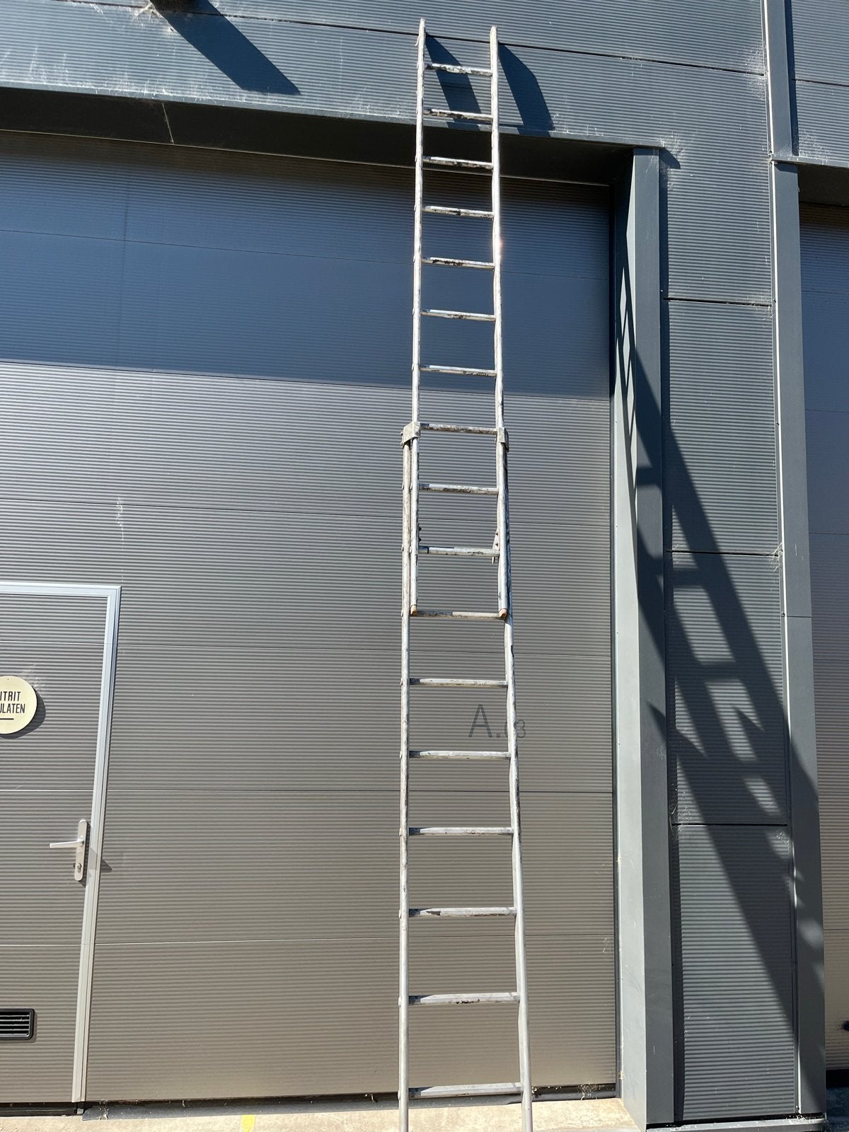 Aluminium 2-delige schuifladder - 280-485 cm, Ophalen, Gebruikt, Ladder, Opvouwbaar of Inschuifbaar