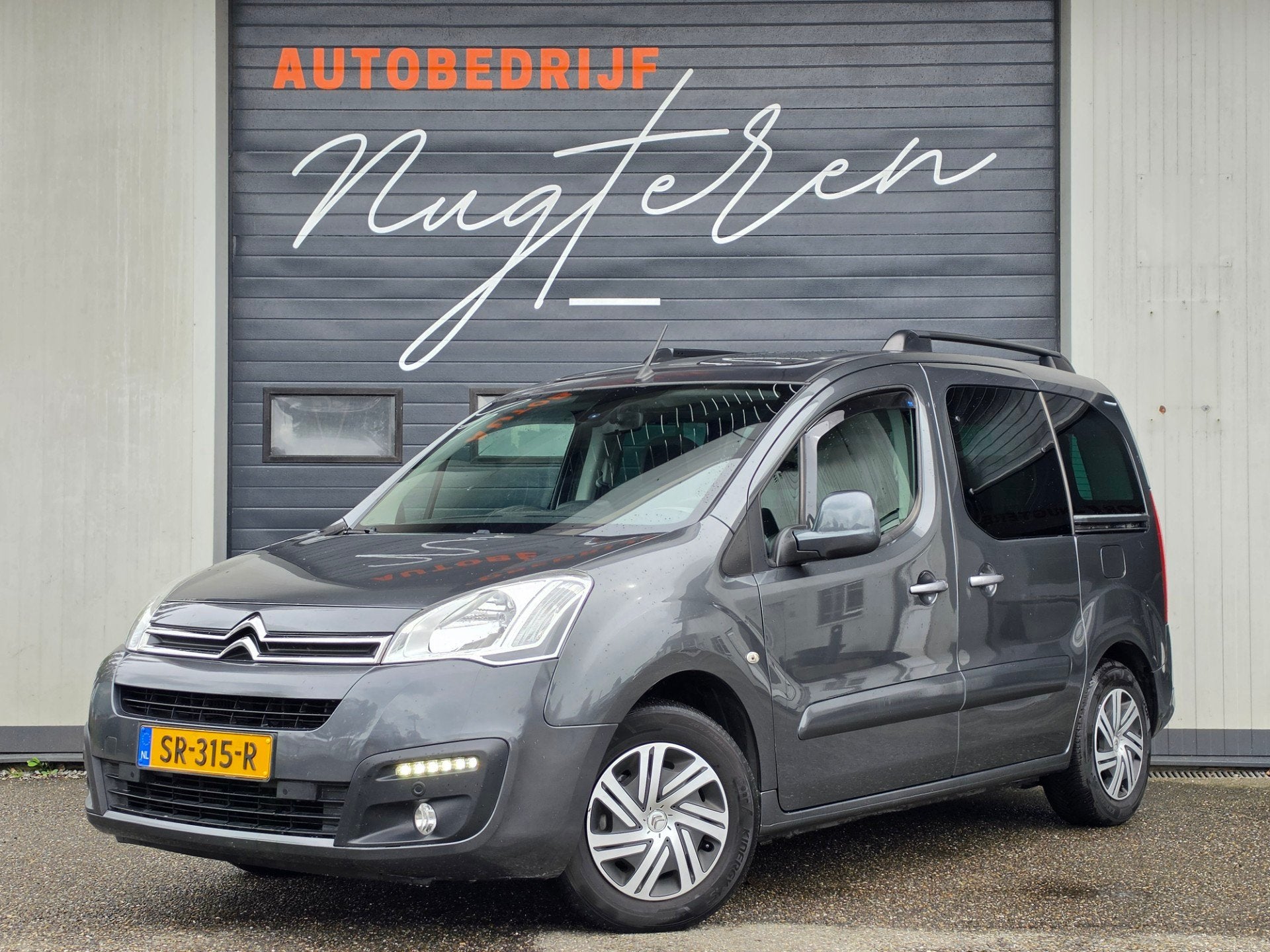 Citroen Berlingo 1.6 BlueHDi Feel|Camera|Trekhaak|5 persoons, Auto's, 1374 kg, Gebruikt, 4 cilinders, Diesel