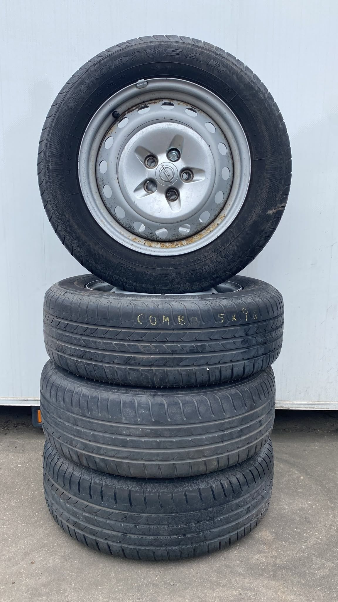 Opel Combo Fiat Doblo Zomer Banden Set 185-65-15 5x98, Gebruikt, -, -, Banden en Velgen
