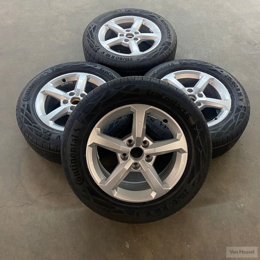 Audi Q2 Continental Eco Contact 6 215/60/R16 95V REEDIJK, -, Banden en Velgen, Ophalen of Verzenden, Zomerbanden