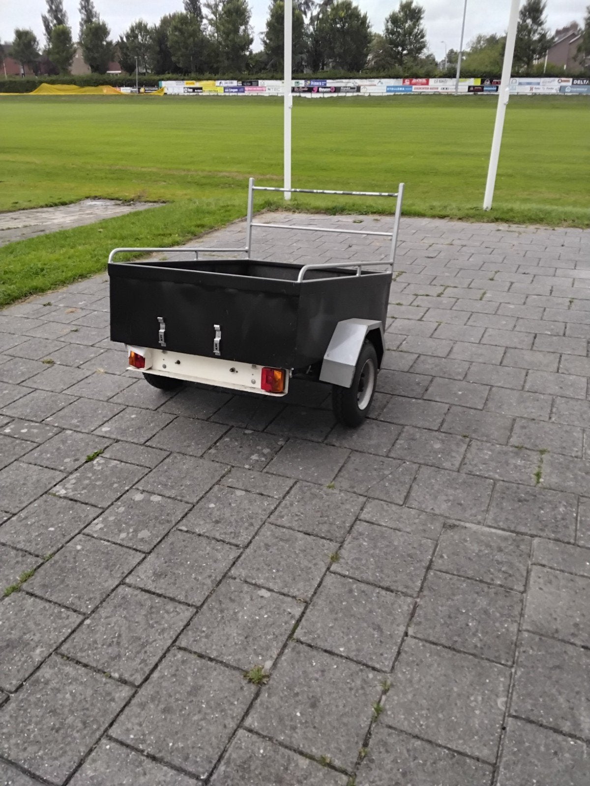 Compacte aanhanger - Ideaal voor kleine klussen, Ophalen, Gebruikt