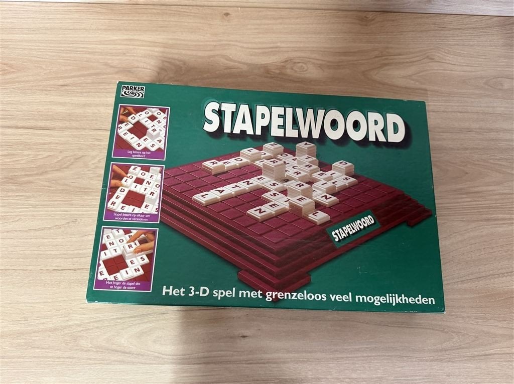 Stapelwoord het 3d spel - s1008, Hobby en Vrije tijd, Gezelschapsspellen | Bordspellen, Verzenden, Zo goed als nieuw