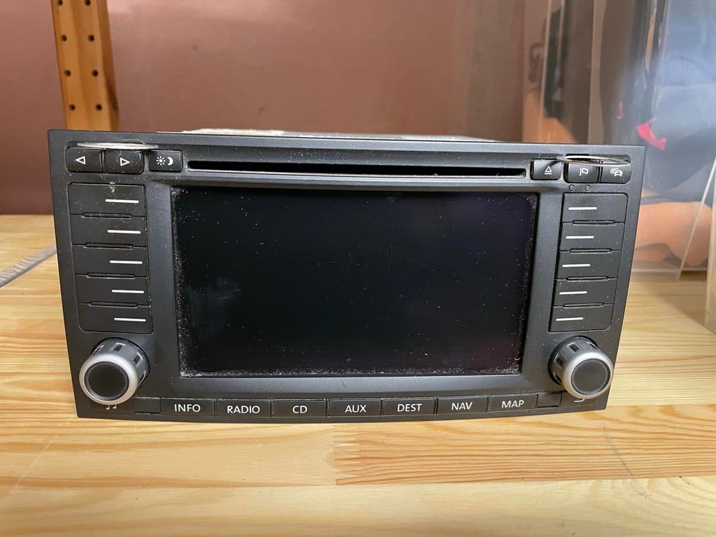 Autoradio Volkswagen California T5 (2006) - Navigatie, Ophalen, Gebruikt