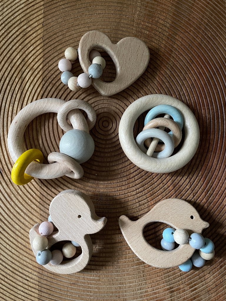 5 houten rammelaars van het merk Hess, Ophalen of Verzenden, Overige typen