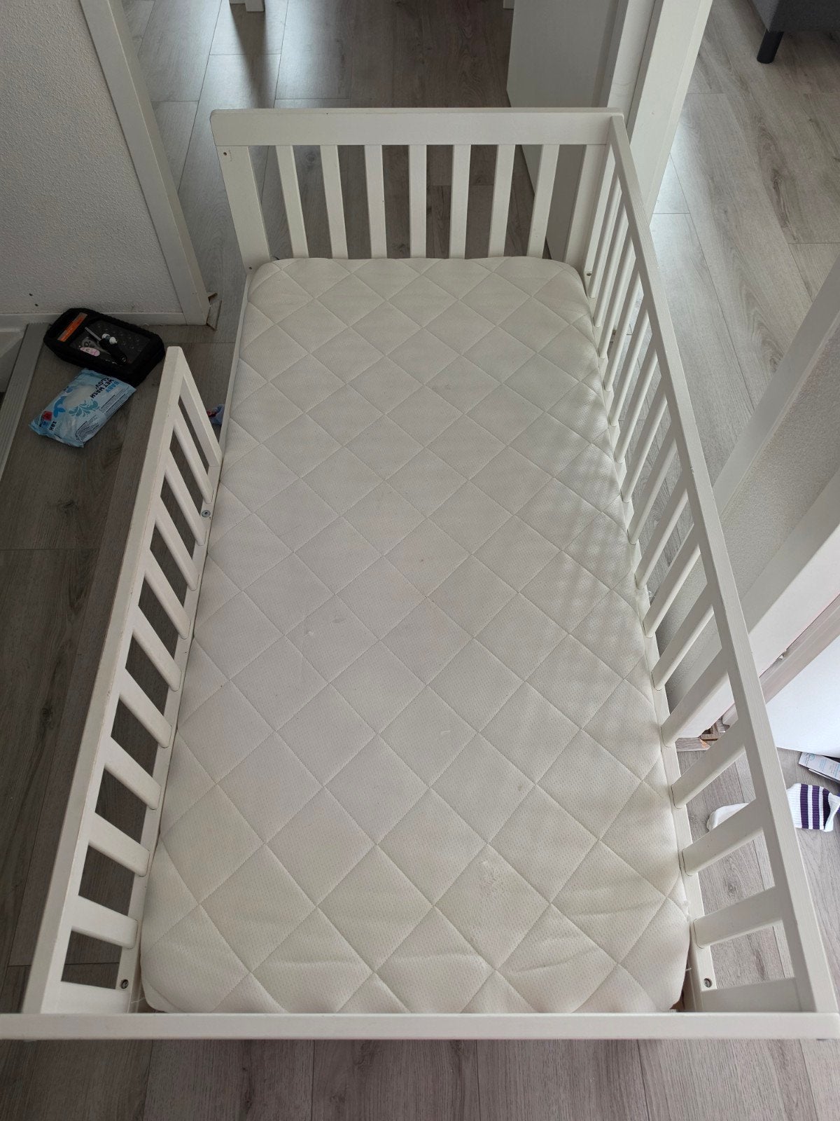 Petit amelie peuterbed met matras, Ophalen of Verzenden, Gebruikt, Ledikant