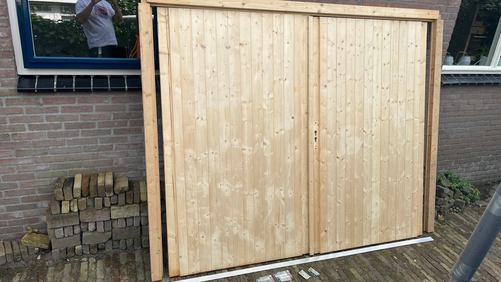 Houten openslaande garagedeuren incl kozijn., 120 cm of meer, Ophalen of Verzenden, 200 tot 215 cm, Hout
