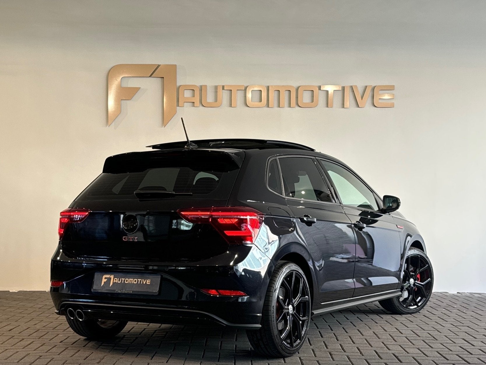 Volkswagen POLO 2.0 TSI GTI Pano|Beats|IQ|Camera|Mistlampen, Auto's, 1272 kg, Gebruikt, 4 cilinders, 1984 cc