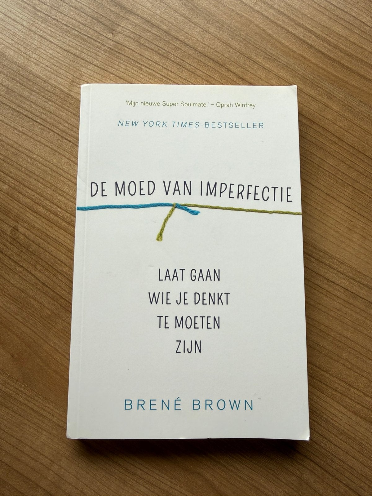 Brené Brown - De moed van imperfectie - paperback, Persoonlijkheidsleer, Ophalen of Verzenden, Zo goed als nieuw, Brené Brown