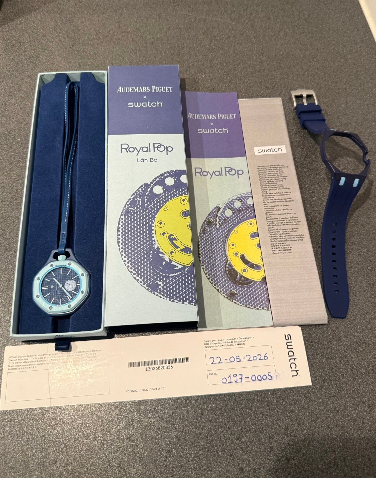 Ap X Swatch Lán ba met bandje, Polshorloge, Swatch, Nieuw, Kunststof