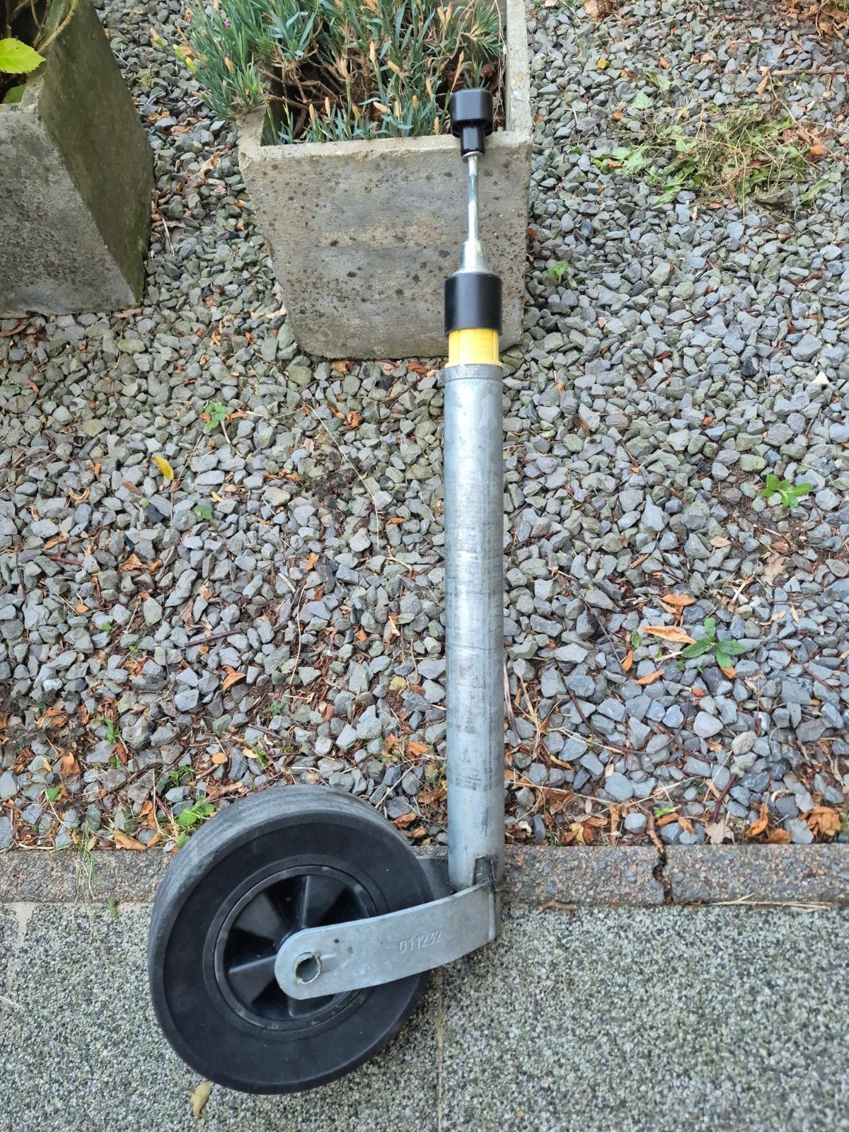 Neuswiel caravan met kogeldrukmeter - massief wiel, Caravans en Kamperen, Ophalen, Gebruikt