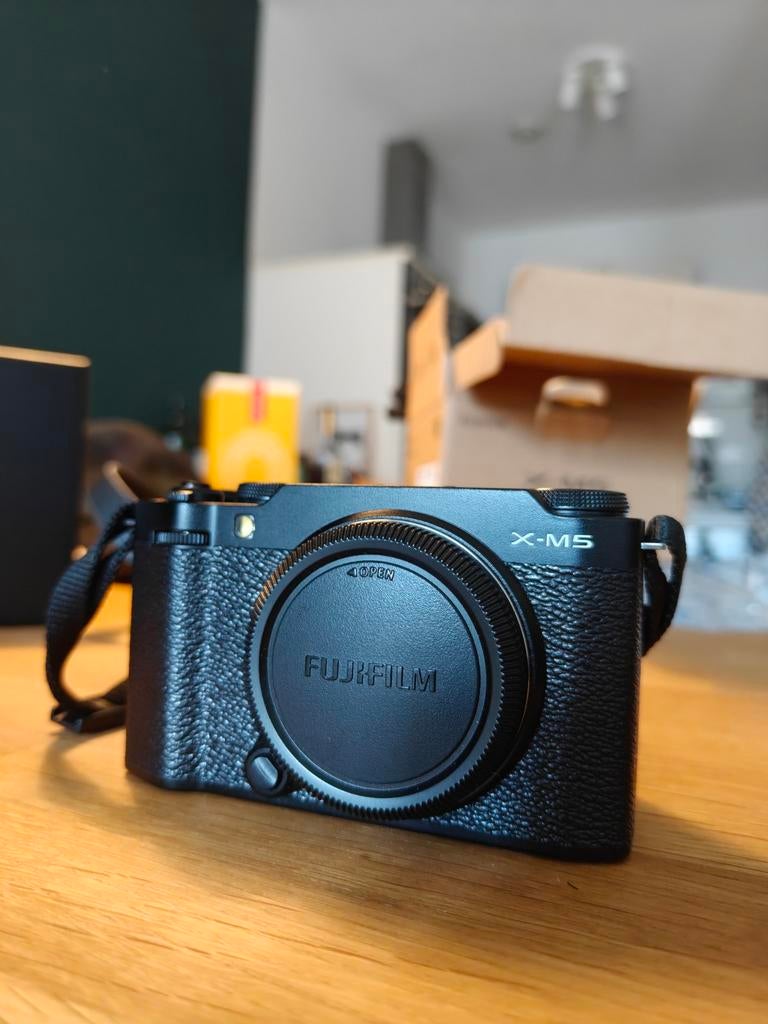 Fuji X-M5 with 2 lenses XC 15-45 & XC 50-230, Spiegelreflex, Ophalen of Verzenden, Zo goed als nieuw, Fuji
