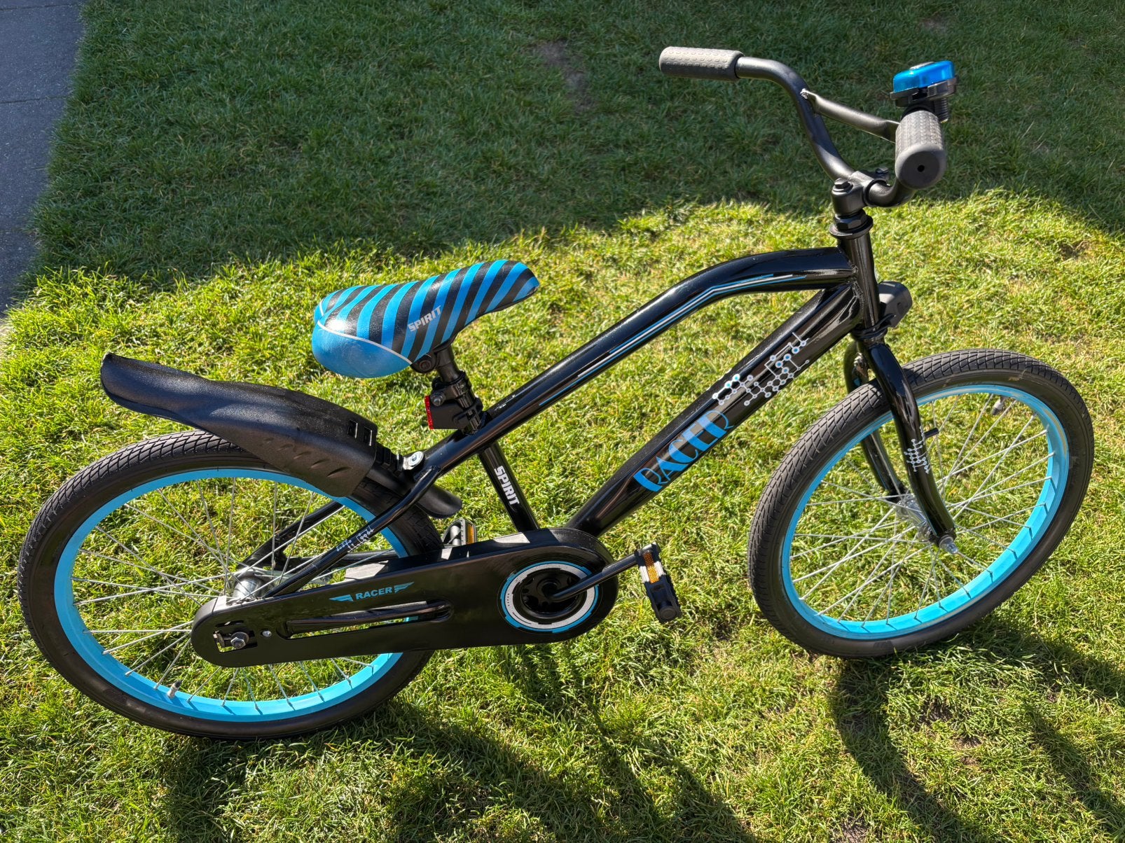 22” nette Spirit Racer jongens fiets zwart blauw, Ophalen, Zo goed als nieuw, Terugtraprem, 22 inch