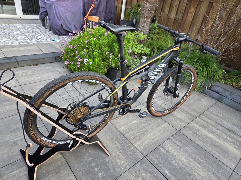 Canyon lux cf slx 9.0 race limited maat L 2021, Fully, Zo goed als nieuw, Schijfrem, 53 tot 57 cm
