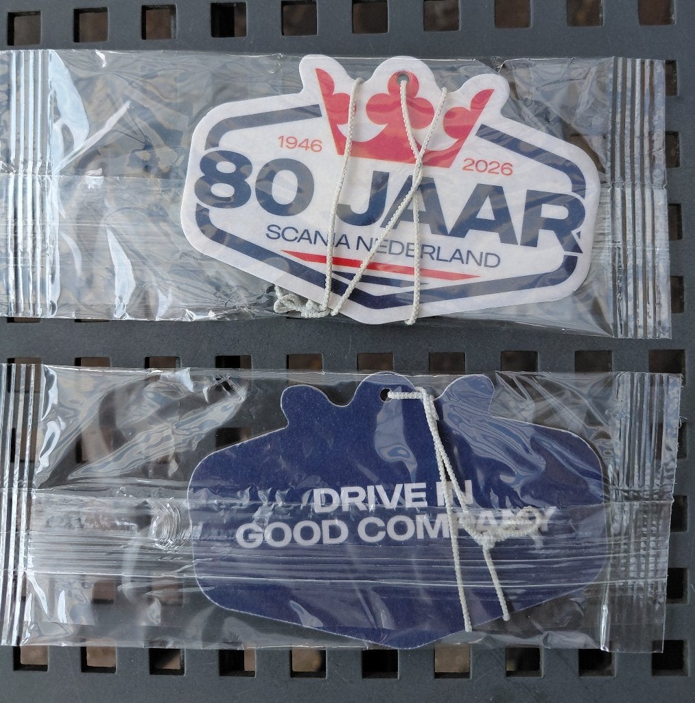 geurkaartje Scania Nederland 80 jaar, Verzamelen, Ophalen of Verzenden, Nieuw, Auto's