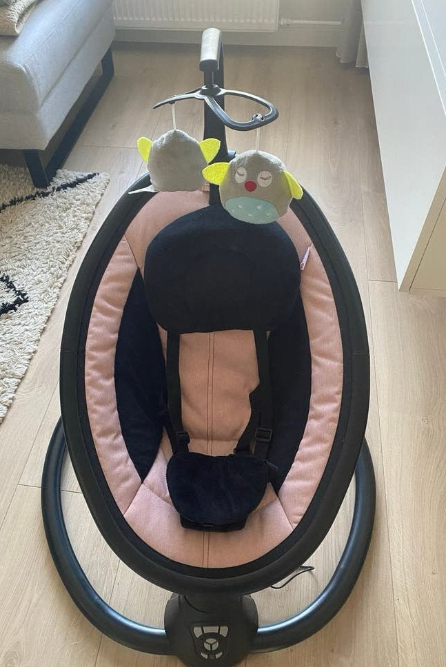 Qute elektrische Schommelstoel - babyswing - wipstoel, Ophalen, Zo goed als nieuw