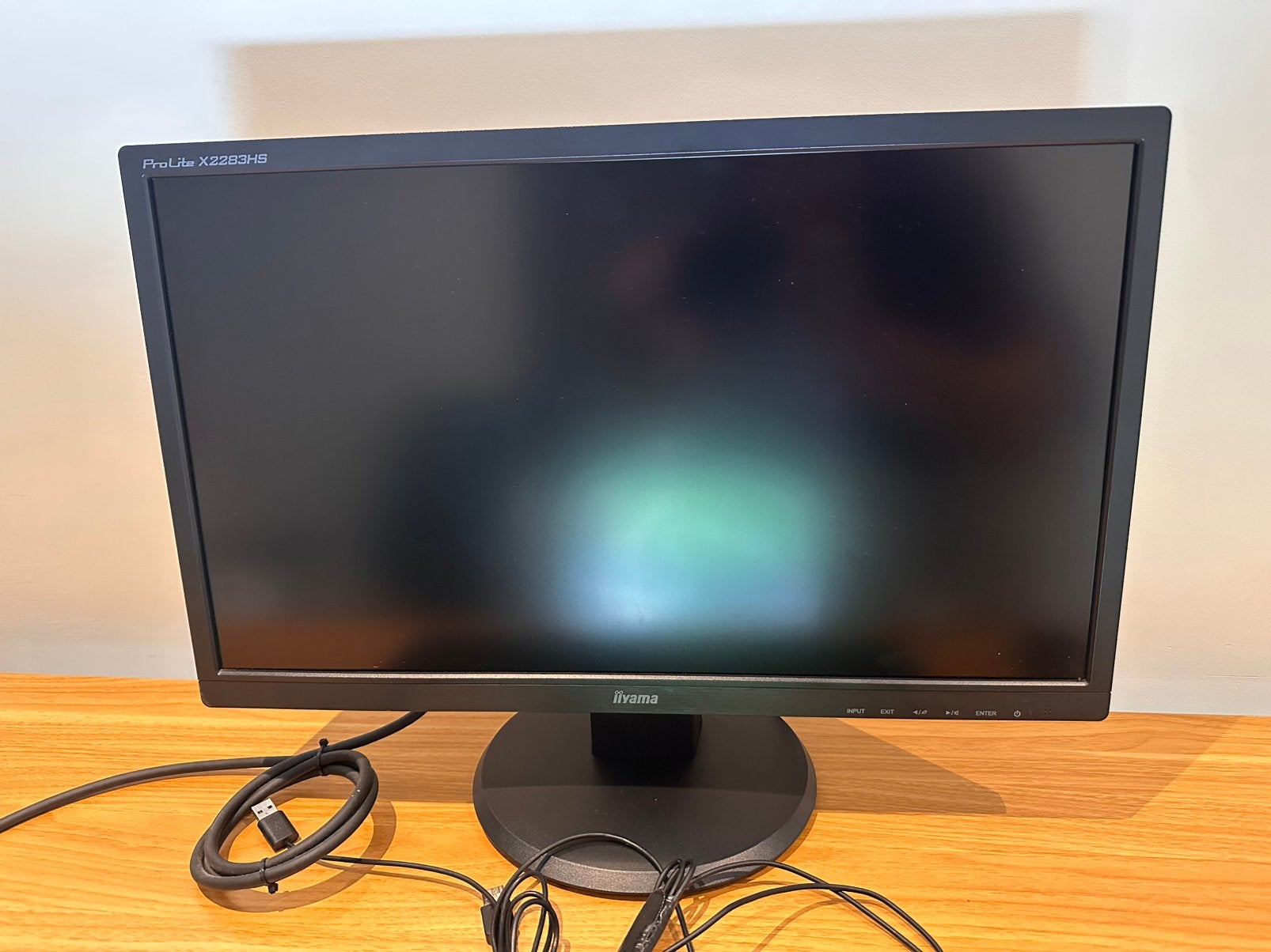 Twee keer iiyama LCD 22”, Computers en Software, Ophalen, 3 tot 5 ms, Full HD, Overige typen