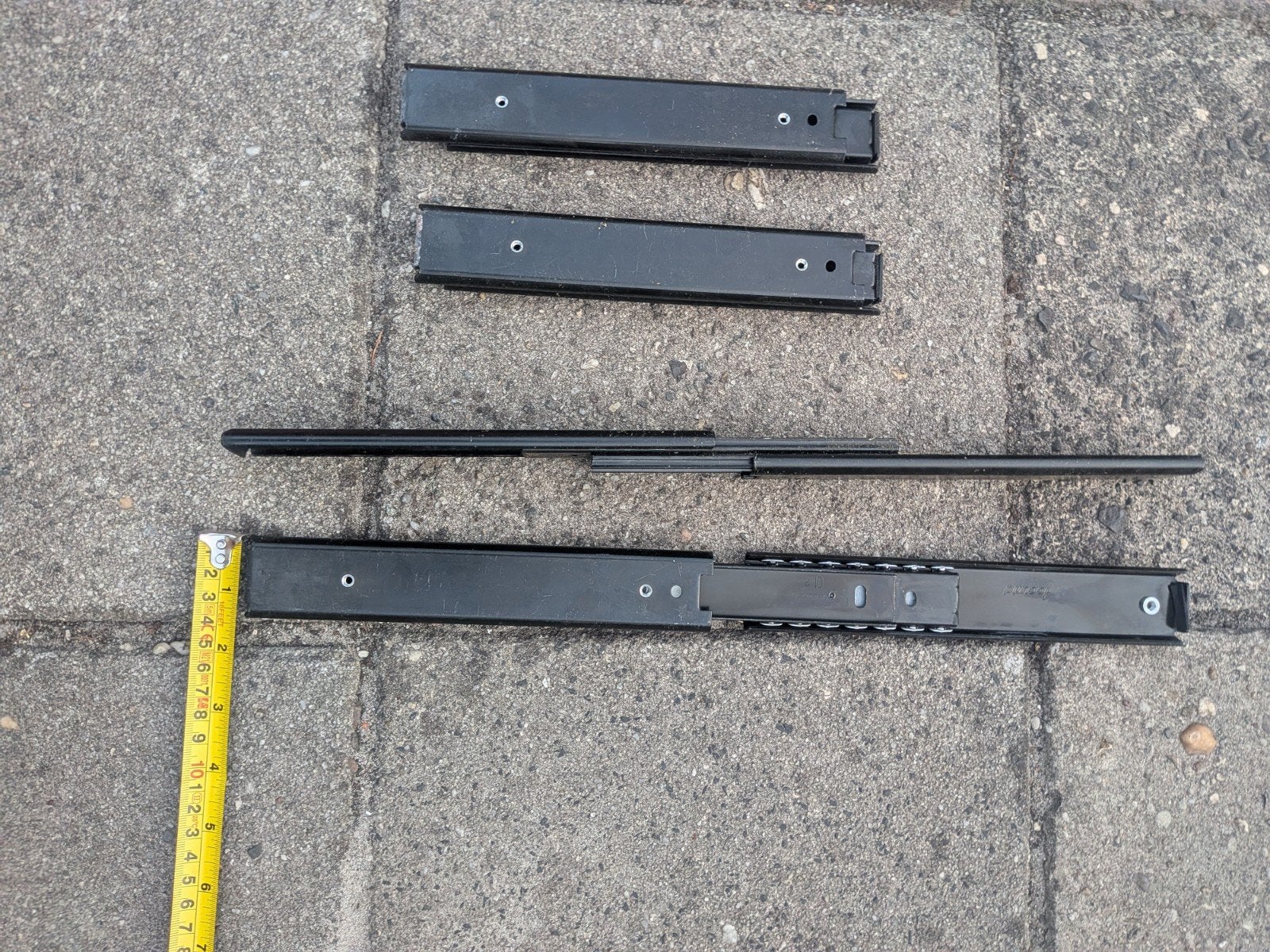 Kogelgelagerde ladegeleiders - mat zwart, Ophalen, Nieuw, Minder dan 100 cm