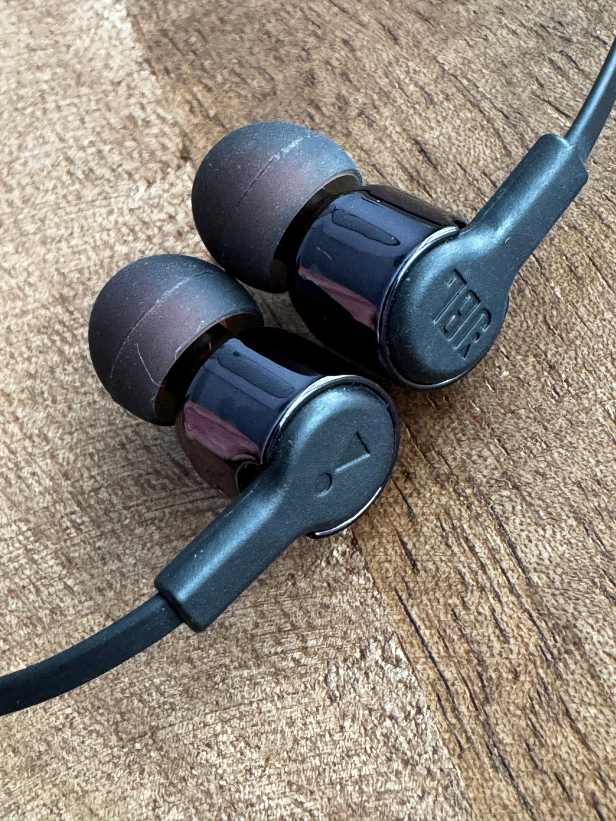 JBL In-ear koptelefoon met Lightning-adapter en hoesje, In-ear, JBL, Ophalen of Verzenden, Zo goed als nieuw