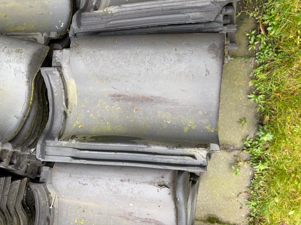 Nieuwe dakpannen, Monier VH matzwart ongeveer 200-250 stuks, Doe-het-zelf en Verbouw, Dakpannen en Dakbedekking, Ophalen, Steen of Klei