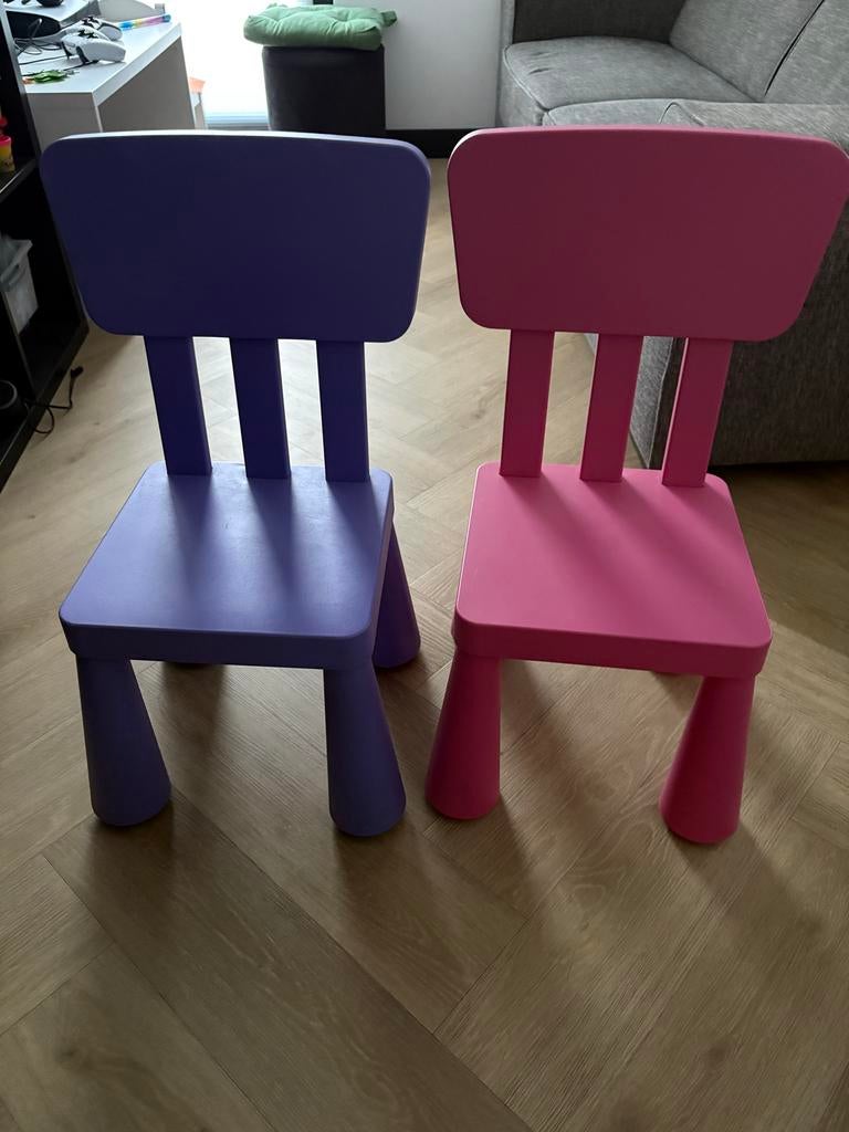 IKEA Mammut kinderstoelen (paars en roze), Ophalen of Verzenden, Zo goed als nieuw, Stoel(en)