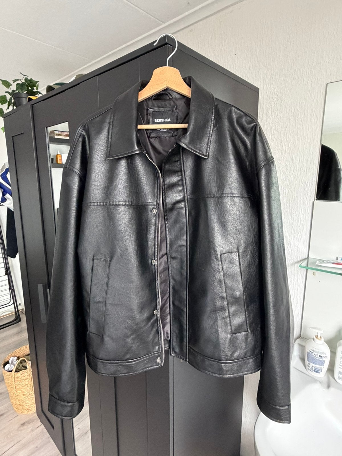 Bershka leren jas heren maat XL, Ophalen of Verzenden, Zo goed als nieuw, Maat 56/58 (XL), Zwart