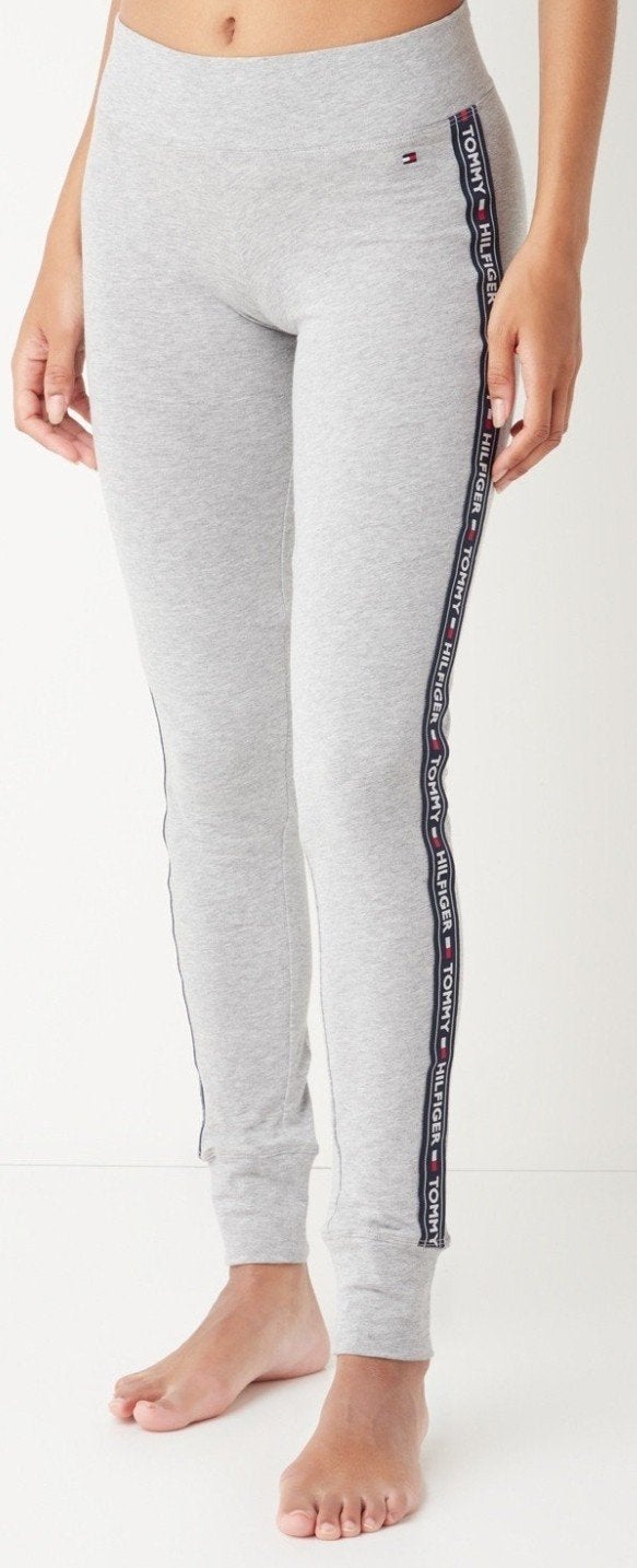 Tommy hilfiger legging met logo sportbroek grijs maat xs 34, Kleding | Dames, Sportkleding, Verzenden, Zo goed als nieuw, Maat 34 (XS) of kleiner