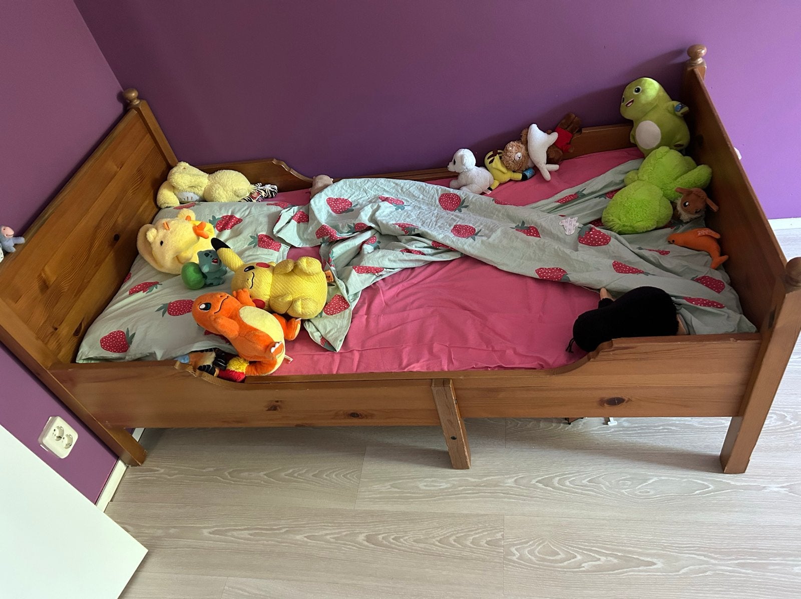 Houten kinderbed uitschuifbed met lattenbodem, Ophalen, Gebruikt, 90 cm, Eenpersoons
