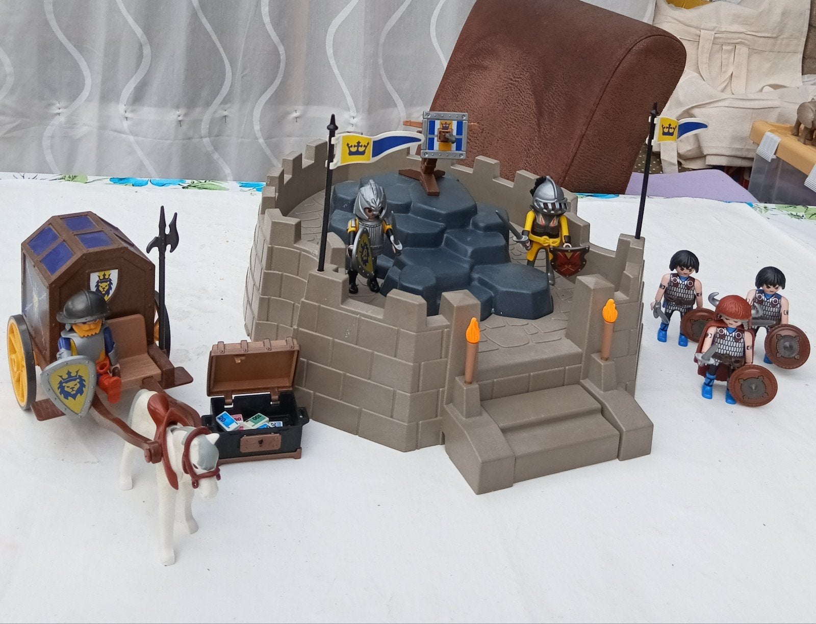 Playmobil ridderburcht met waardetransport en ballista, Ophalen of Verzenden, Gebruikt