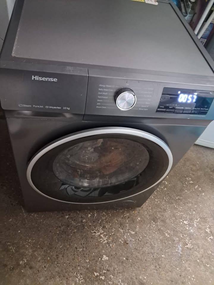 Wasmachine met grote 10 kilo inhoud , Kleur Antraciet, Ophalen, 1200 tot 1600 toeren, 10 kg of meer, Zo goed als nieuw