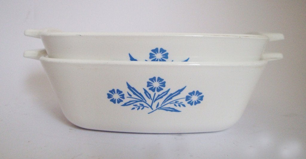 vintage 2x pyrosil bakje oven schaal netherlands cornflower, Huis en Inrichting, Overige typen, Ophalen of Verzenden, Met deksel