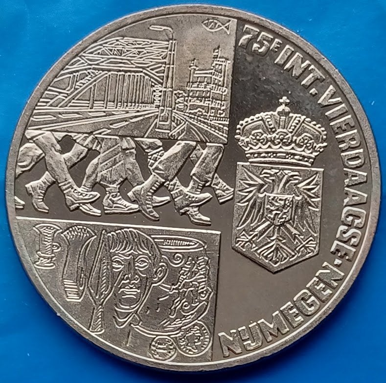 2 1/2 ECU 1992 - 75 jaar - De Vierdaagse van Nijmegen, Postzegels en Munten, Penningen en Medailles, Verzenden, Overige materialen