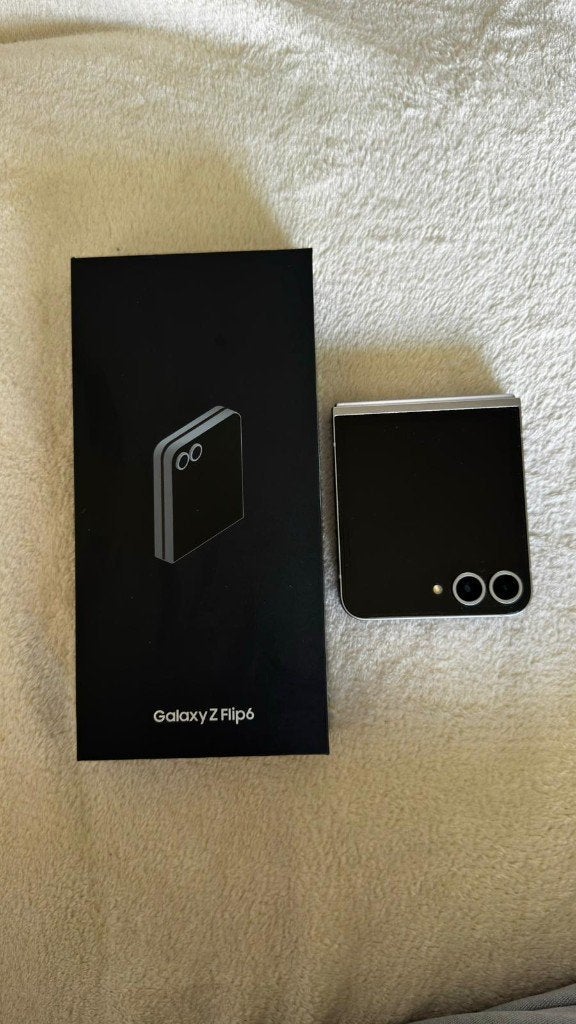 Samsung Galaxy Z Flip 6 | 512GB | Silver Shadow, Touchscreen, Nieuw, Zonder simlock, Android OS