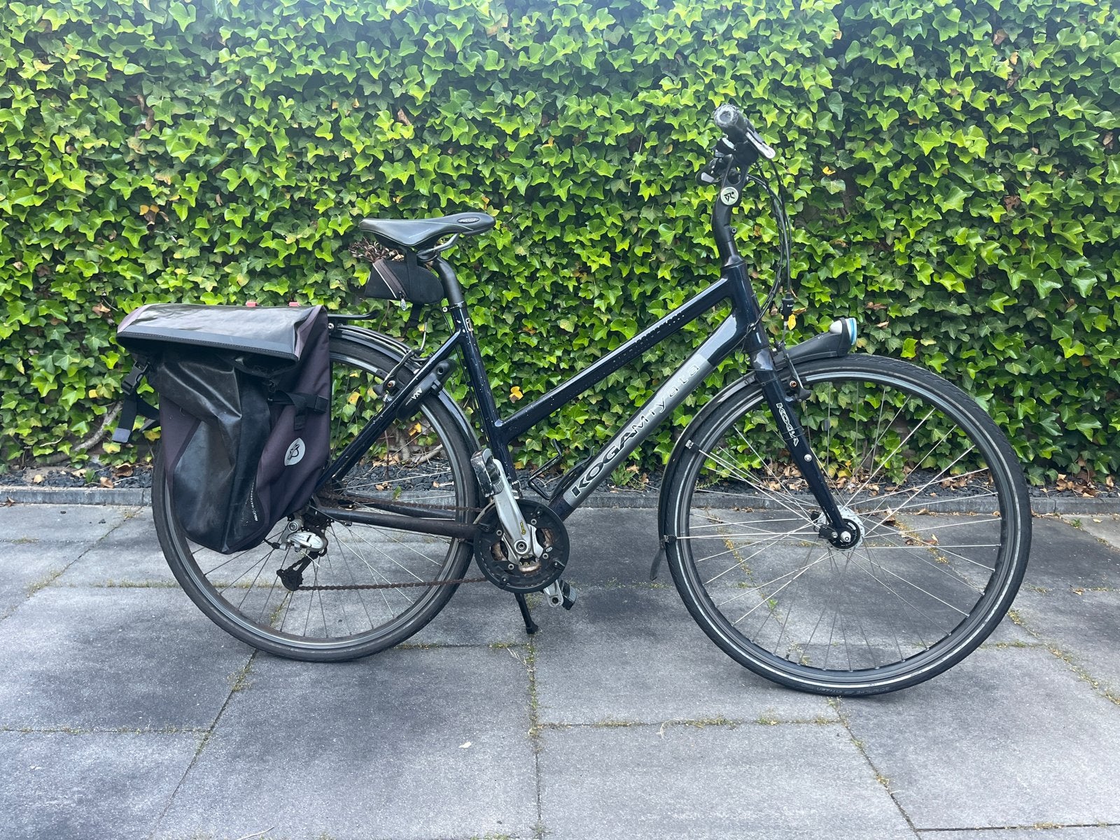 Koga Miyata met fietstassen, Fietsen en Brommers, Gebruikt, 47 tot 51 cm, 30 tot 50 km per accu, Ophalen