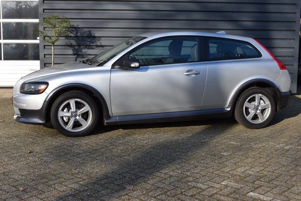 Volvo C30 VOLVO C30 1.6D KINETIC!!! 3894 EURO!!!, Auto's, Volvo, Voorwielaandrijving, Gebruikt, 4 stoelen, Origineel Nederlands