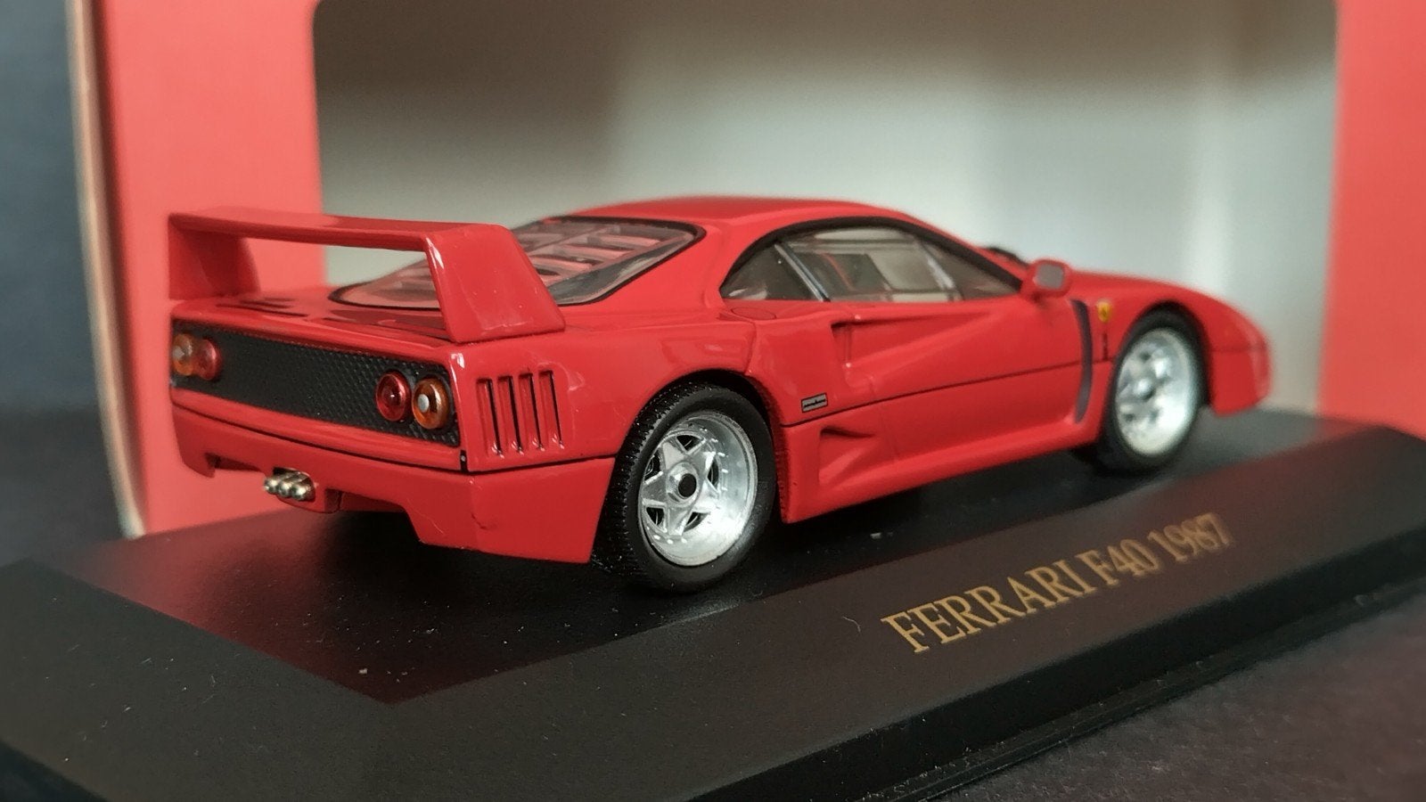 Ferrari F40 1987 1:43 Ixo Ferrari Collection Pol, Hobby en Vrije tijd, Modelauto's | 1:43, Overige merken, Auto, Verzenden, .
