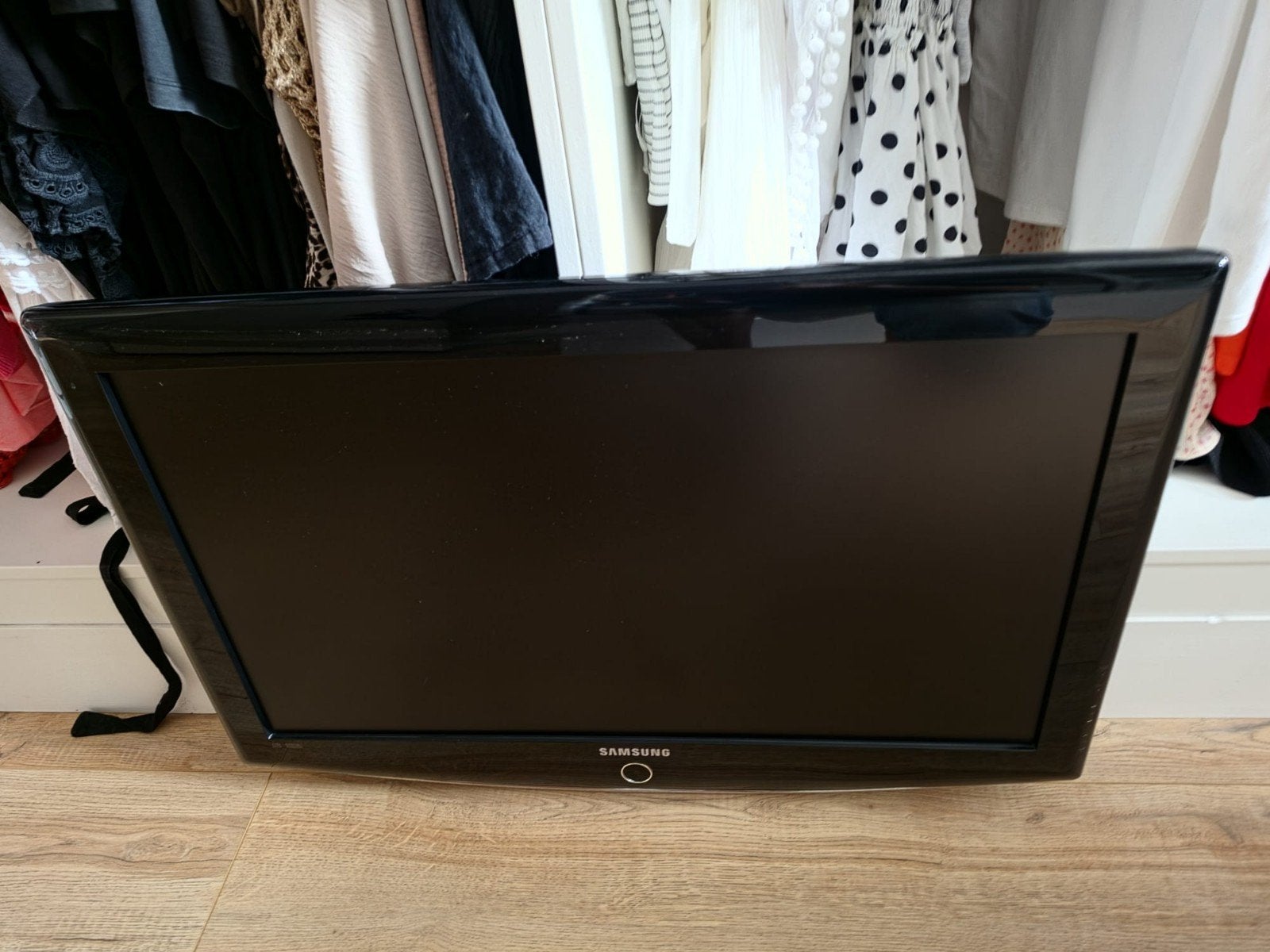 Samsung 32 inch TV LE32R82B - Zonder voet/afstandsbediening, Ophalen, Gebruikt, Samsung