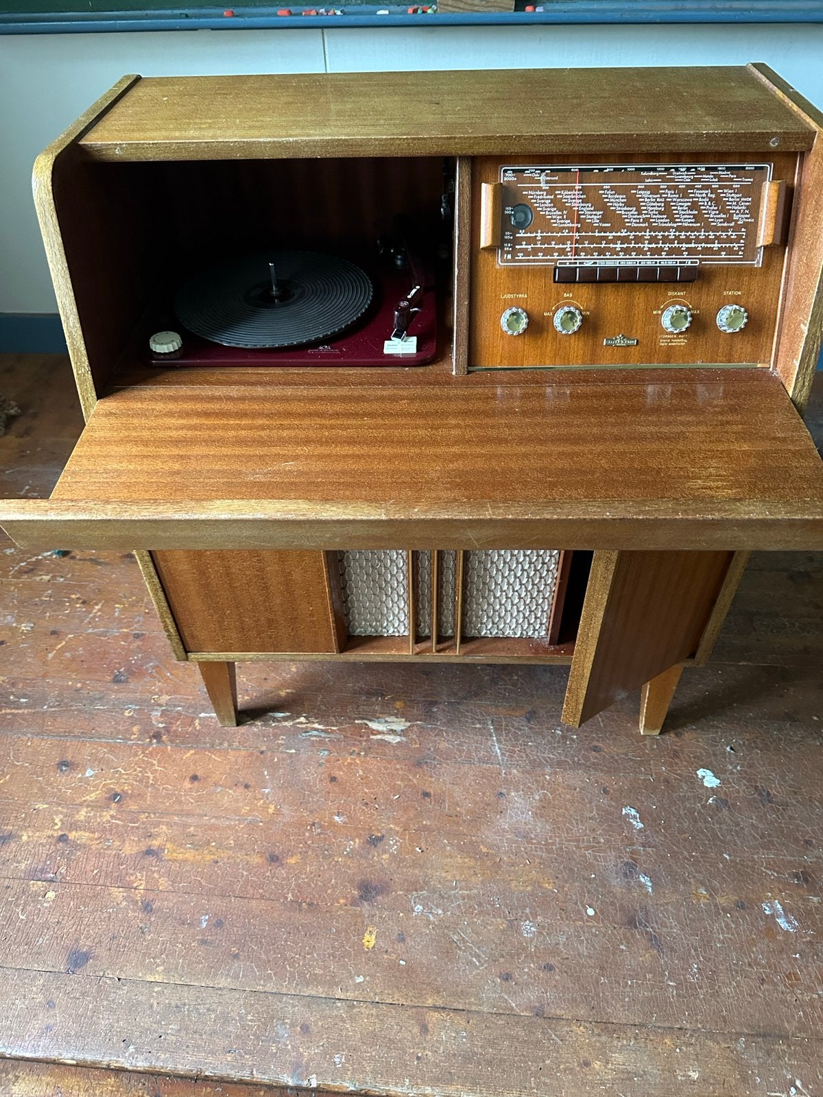 Vintage Stella Radio met AGA Platenspeler - Jaren '50/'60, Audio, Tv en Foto, Ophalen, Gebruikt, Platenspeler, Overige merken