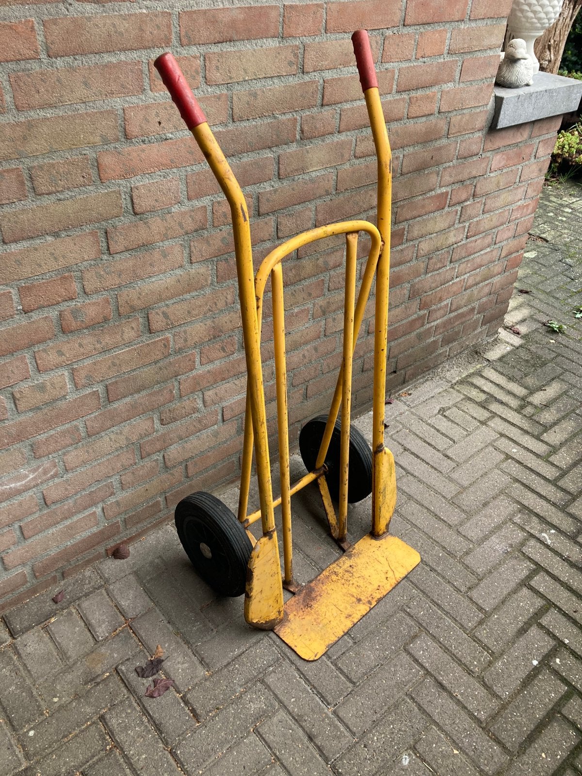 Stevige steekwagen op volbanden, 60 tot 80 liter, Ophalen, Gebruikt, Steekwagen