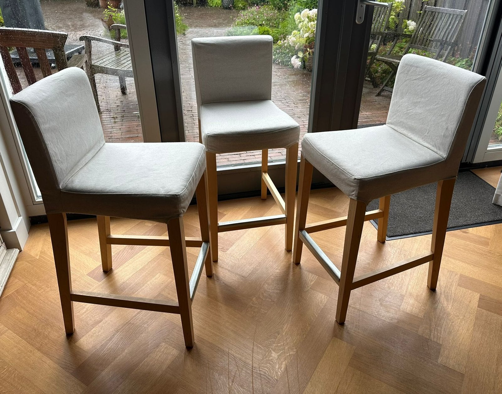 Ikea krukken Hendriksdal, Huis en Inrichting, Ophalen, 60 tot 90 cm, Zo goed als nieuw, 3 krukken