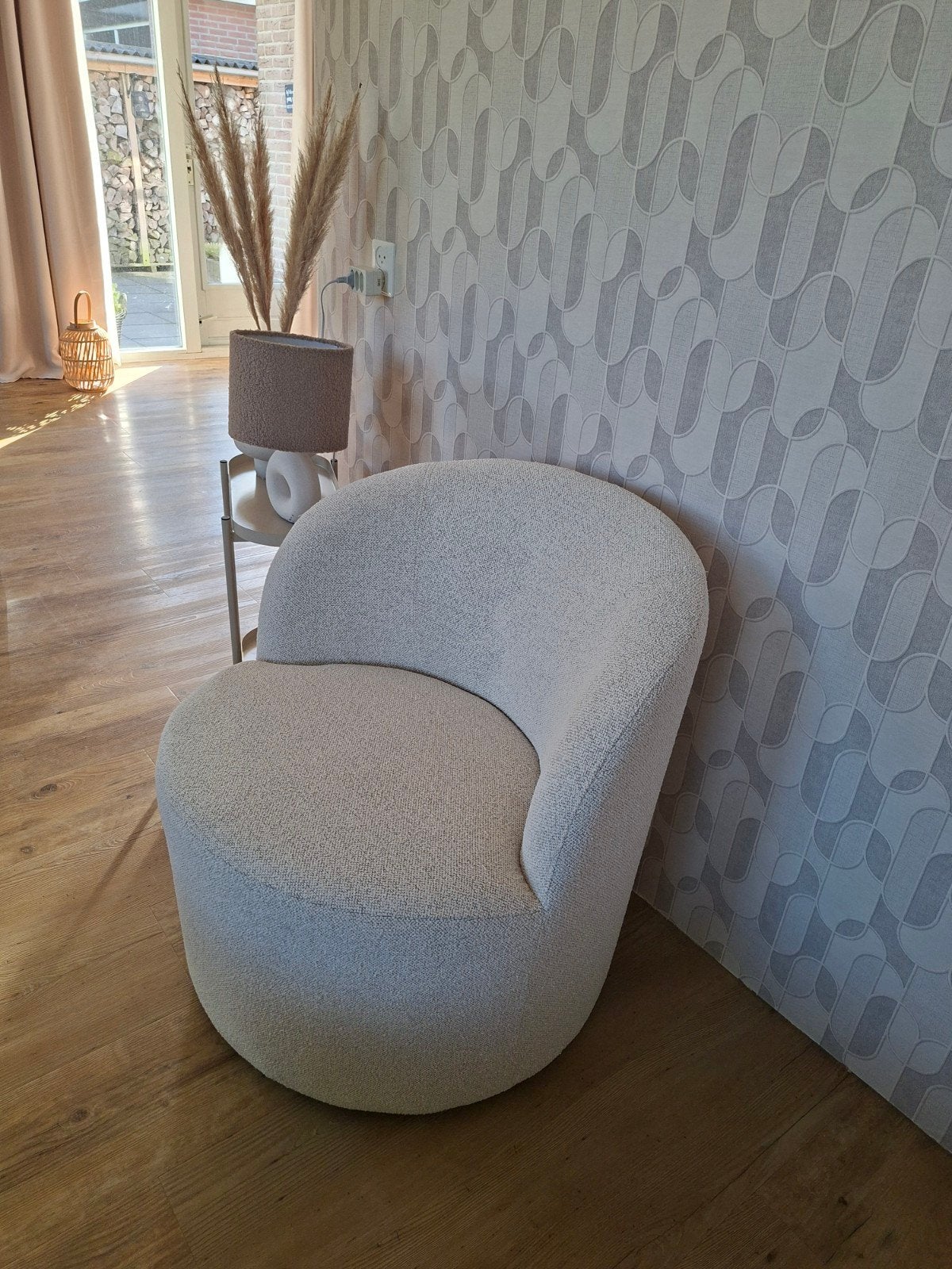 JYSK ANDRUP fauteuil met draaivoet beige, Ophalen, Modern, Scandinavisch, Minder dan 75 cm, Zo goed als nieuw