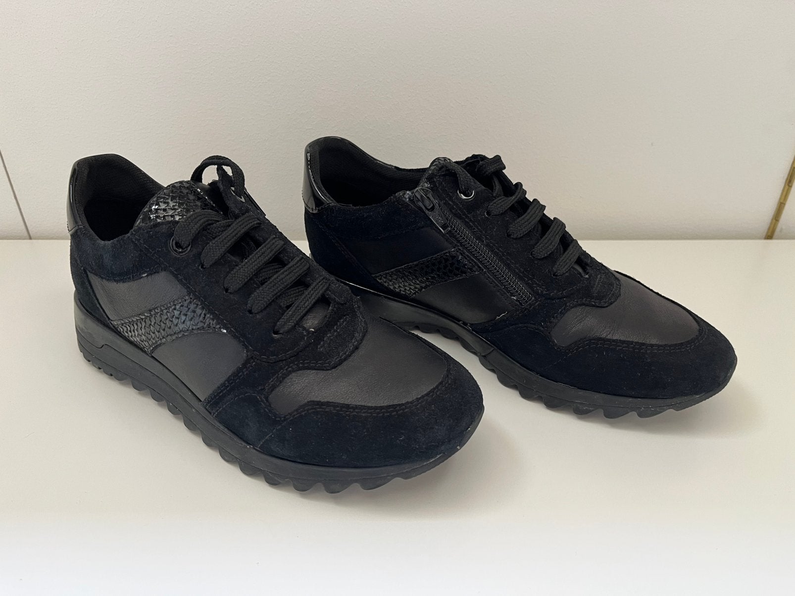 Geox zwarte gympen - maat 38 - als nieuw, Zwart, Ophalen of Verzenden, Sneakers of Gympen, Zo goed als nieuw