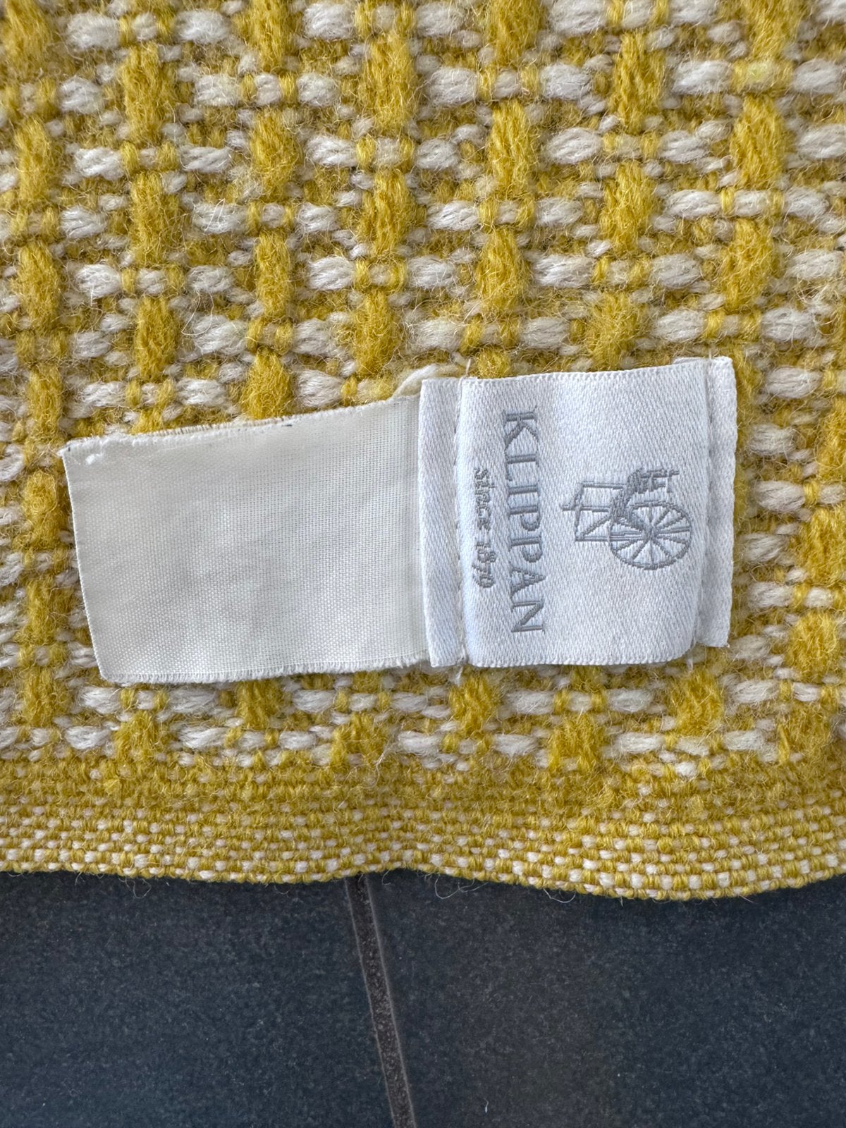 Klippan plaid woondeken saffraan geel 180 x 140 cm, Ophalen of Verzenden, Gebruikt