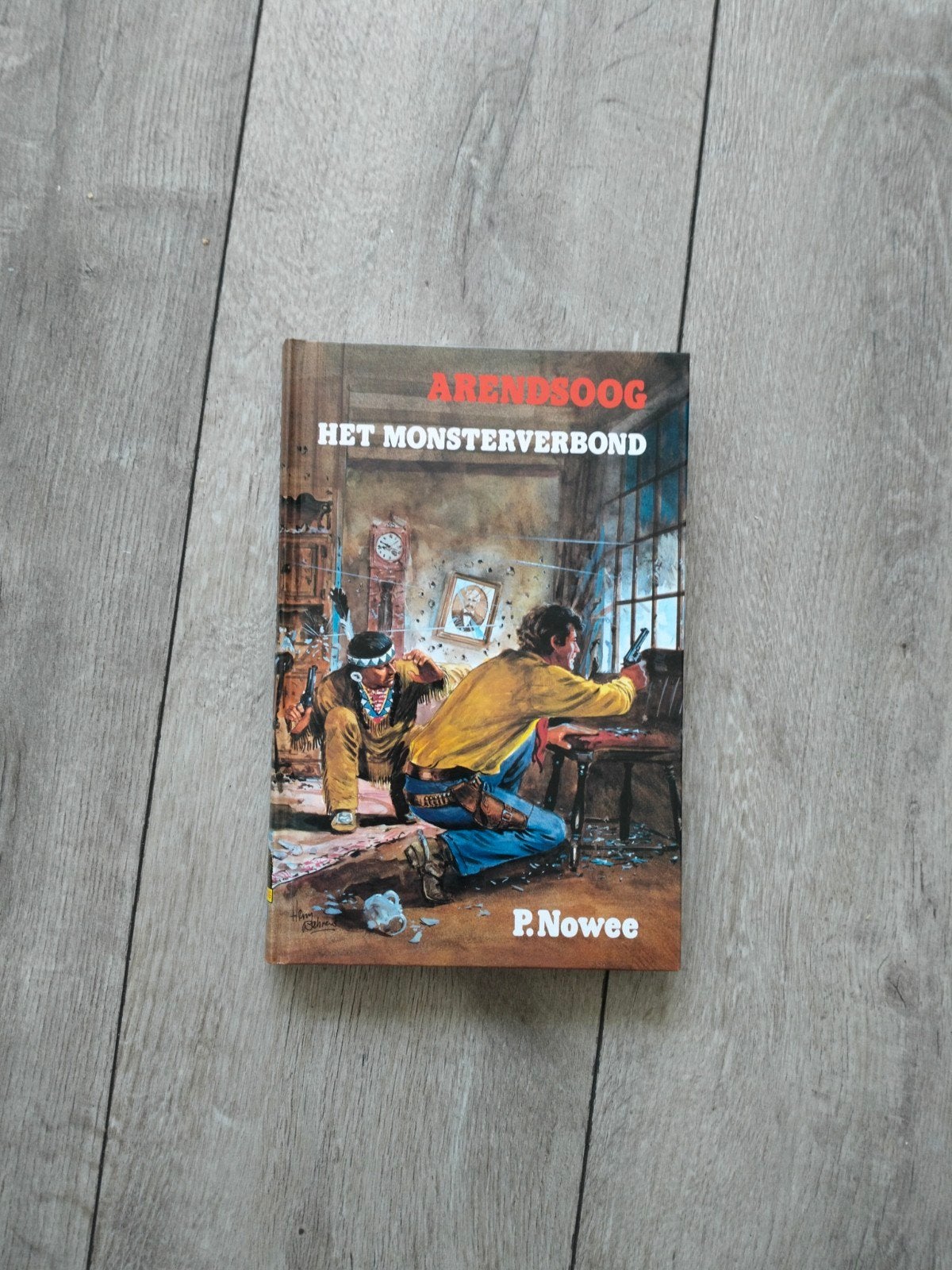 Arendsoog Het Monsterverbond nr 58 - P Nowee, Ophalen of Verzenden, Zo goed als nieuw