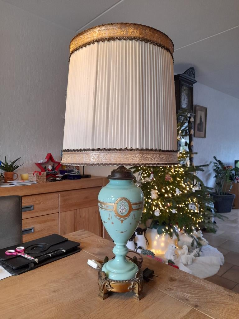 Prachtige Antieke Tafellamp met Oosterse Details, Ophalen