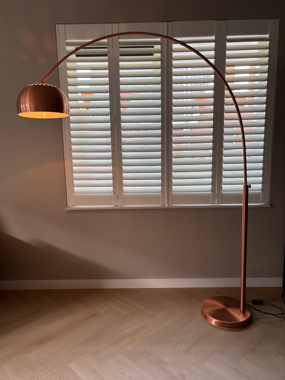 Zuiver Bow Vloerlamp geborsteld koper, Ophalen, Zo goed als nieuw, Metaal, 150 tot 200 cm