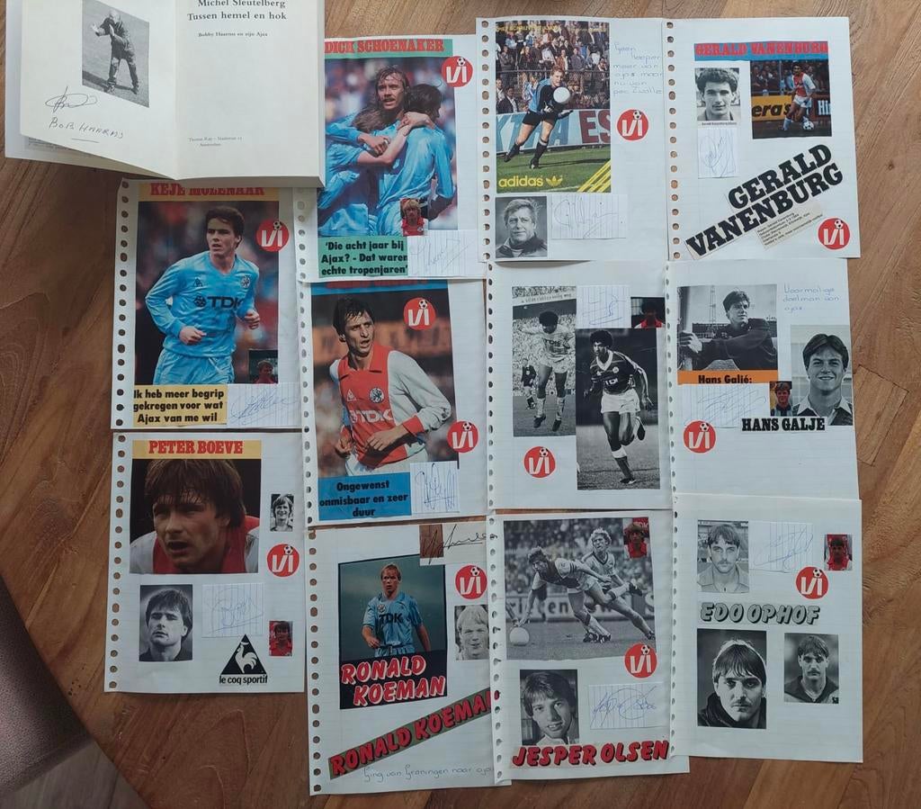 Handtekeningen Ajax spelers. Cruijff, Rijkaard, Vanenburg.., Ophalen of Verzenden, Zo goed als nieuw, Ajax, Boek of Tijdschrift