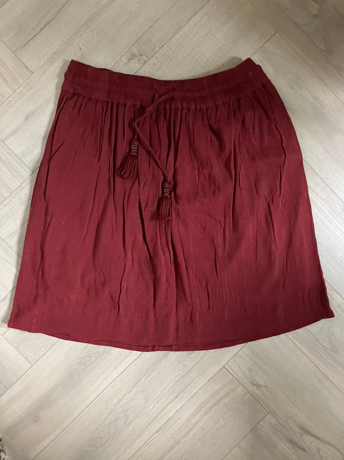 Rode rok met gouden lijntjes/strepen van Promod maat M, Kleding | Dames, Maat 38/40 (M), Ophalen of Verzenden, Zo goed als nieuw