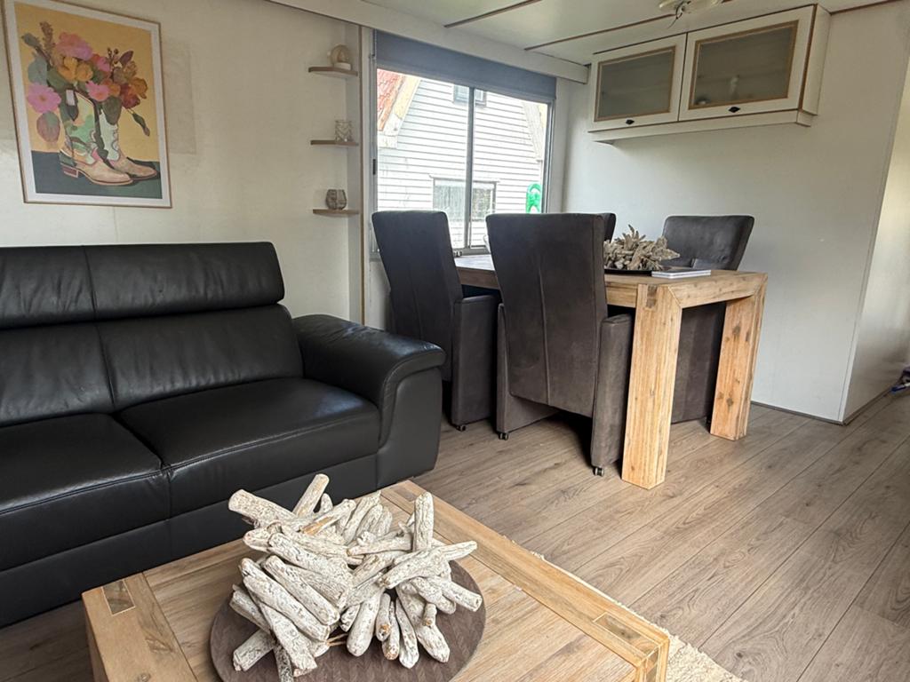 Chalet voor 3 personen 362 dagen per jaar, Direct bij eigenaar, 2 kamers, Vrijstaande woning, 50 m²