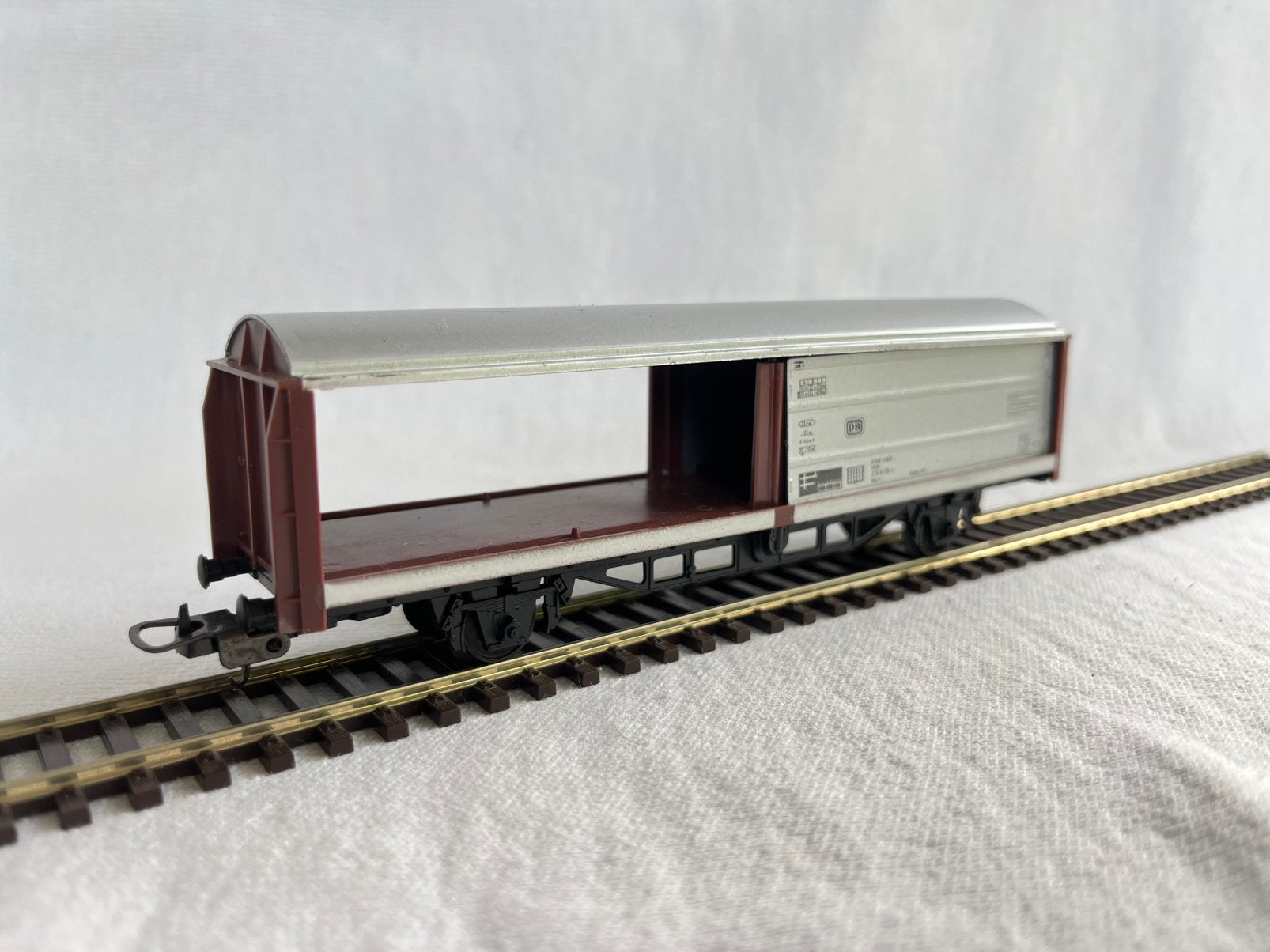 Luma DB schuifwandwagon H0, Hobby en Vrije tijd, Modeltreinen | H0, Gebruikt, Gelijkstroom, Wagon, Ophalen of Verzenden