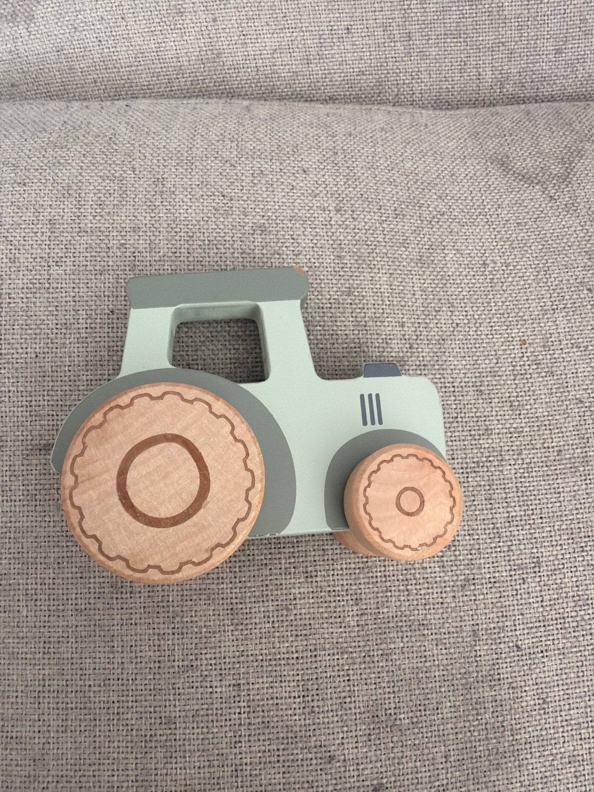 Houten speelgoed tractor - Duw- of trekspeelgoed, Ophalen, Zo goed als nieuw, Duw- of Trekspeelgoed